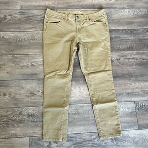 Universal Threads Khaki Mid Rise Skinny Pants size 14